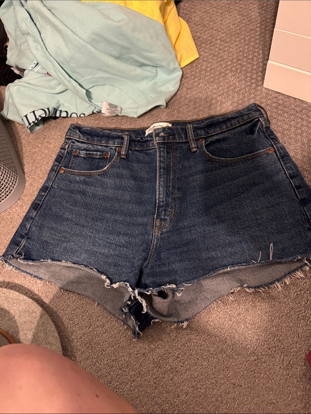 Mom short High-Rise Dark Blue Denim Cutoff Shorts